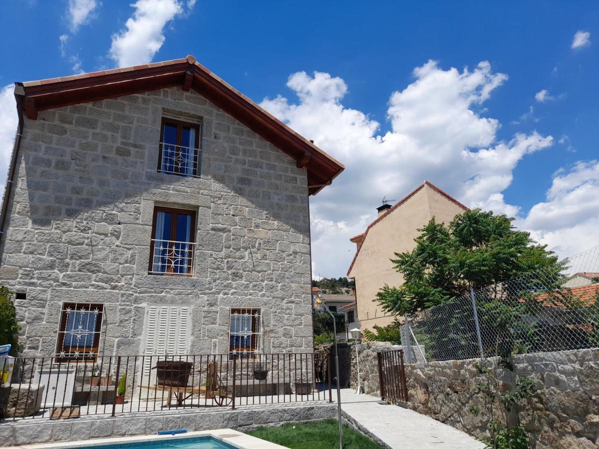 Casa Rural del Tío Maino Becerril de la Sierra Exterior foto